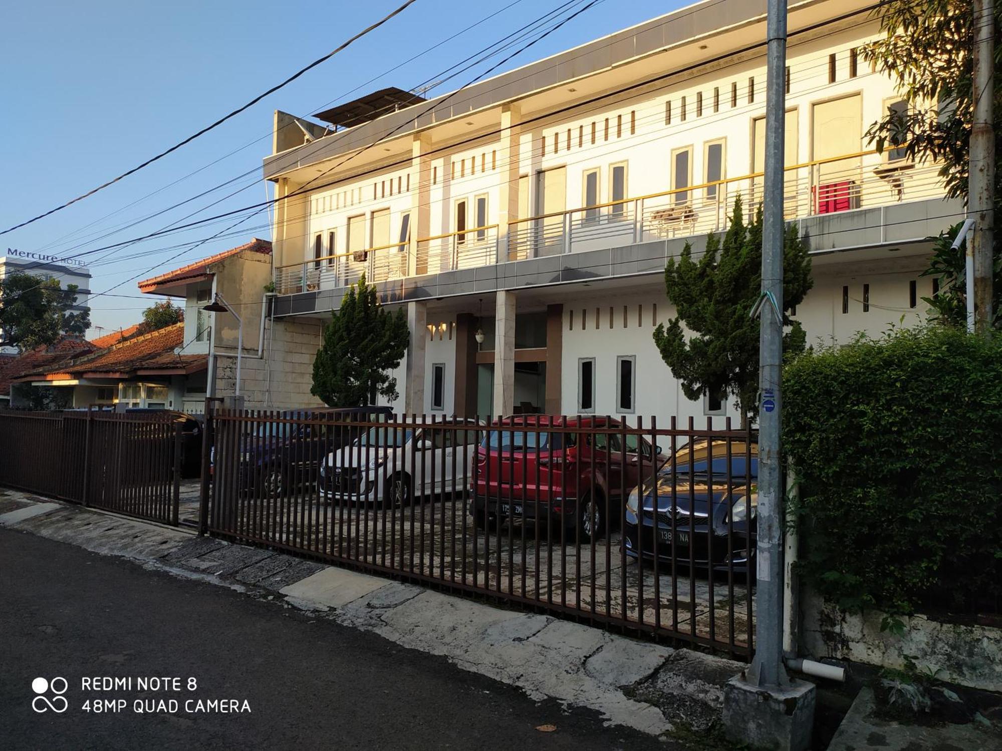 Hotel Residence 5 Syariah Bandung Exterior photo